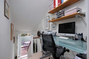 Landing/ Work Station.- click for photo gallery